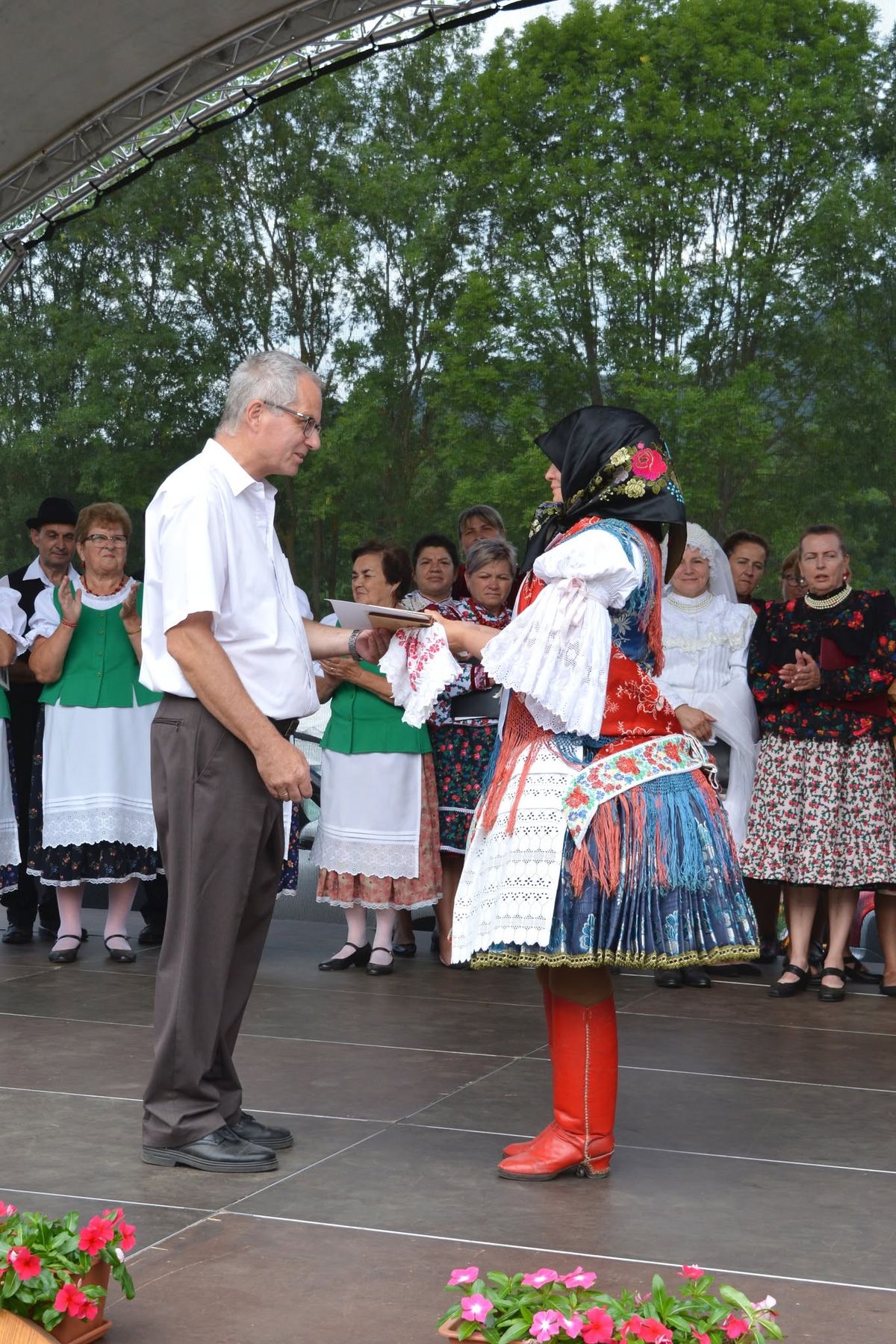 Dicséret az MNL Nógrád Vármegyei Levéltár levéltárosának